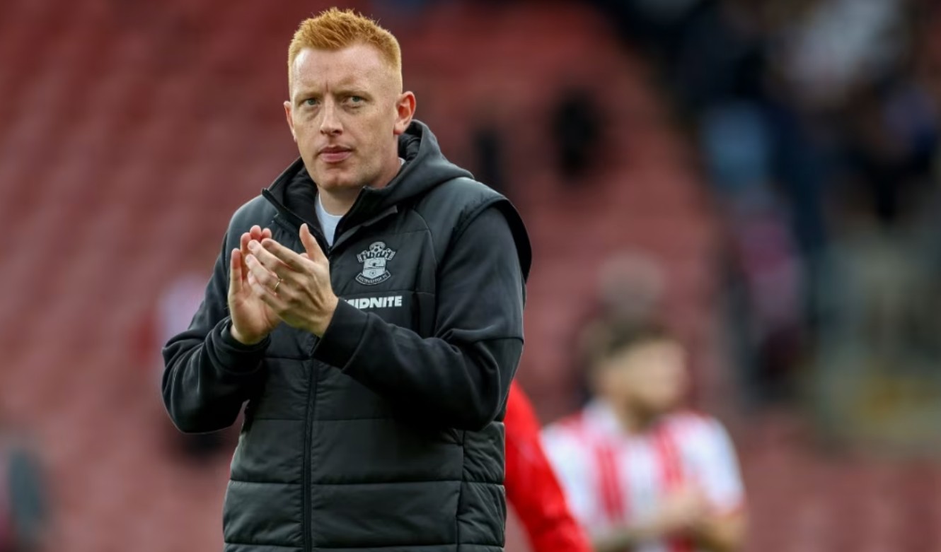 Не се прослави во Англија: Човекот кој беше тренерска сензација доби отказ по 13 натпревари