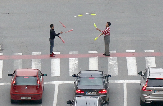 И ова е Скопје…улични забавувачи