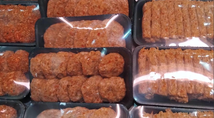 АХВ заплени и уништи приближно 37 тони храна со поминат рок на употреба