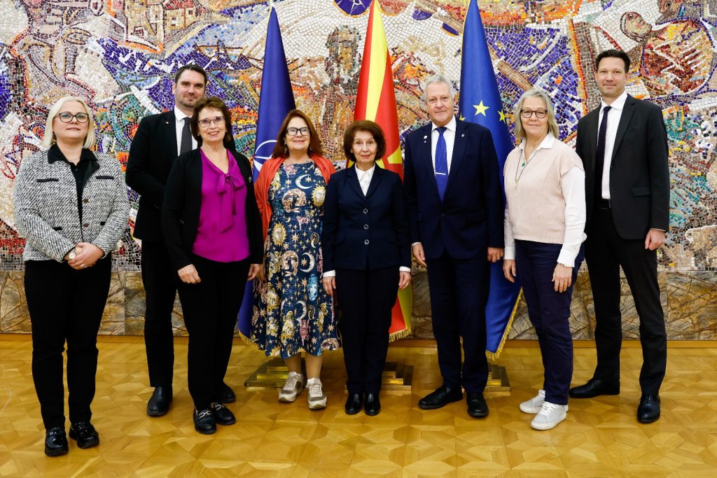 Сиљановска-Давкова прими делегација на Меѓупарламентарната група за пријателство од шведскиот парламент – Риксдаг