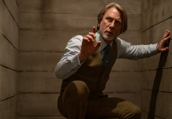 На „Нетфликс“ пристигнува продолжението на „Нож во грб“: најмрачната и најопасна истрага на Беноа Блан