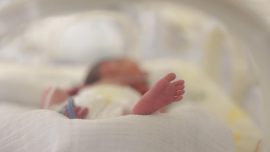 За една деценија стапката на смртност на доенчиња се намалила од 10,2 на 1,2