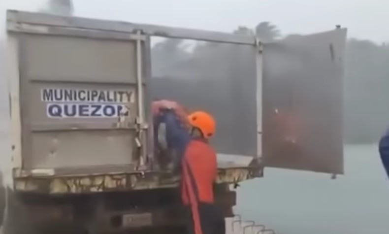 (ВИДЕО) ХАОС НА ФИЛИПИНИТЕ: Супертајфун со ветрови од 230 км/ч руши сè пред себе – над милион луѓе бегaат од домовите