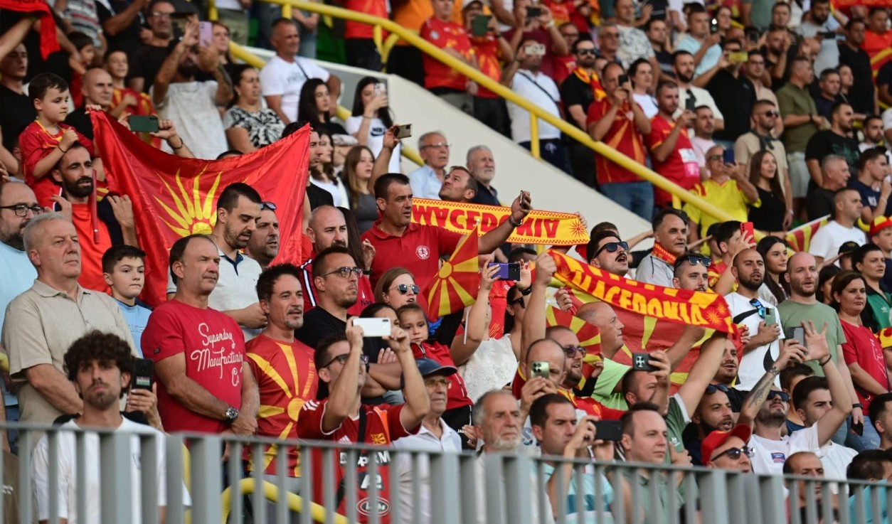 ФФМ објави важни информации: Сите навивачи во Кардиф овие правила мора да ги почитуваат!