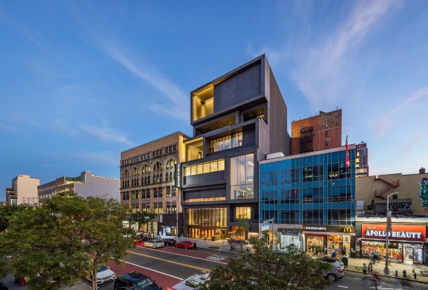 Adjaye Associates го заврши новиот Studio Museum во Харлем, Њујорк