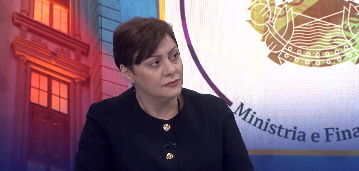 Тема на денот со Гордана Димитриеска Кочоска, министерка за финансии