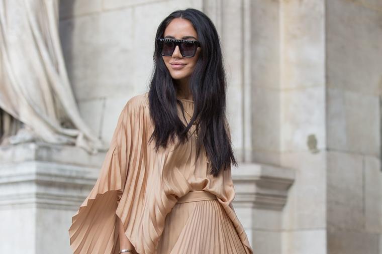 Зимска магија 2025: Елегантни фустани што ќе ве направат ѕвезда