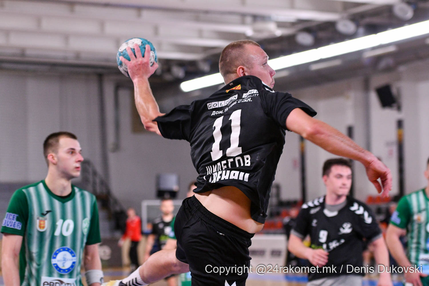 Шилегов леташе по теренот, неготинци со два бода в џеб од Ресен