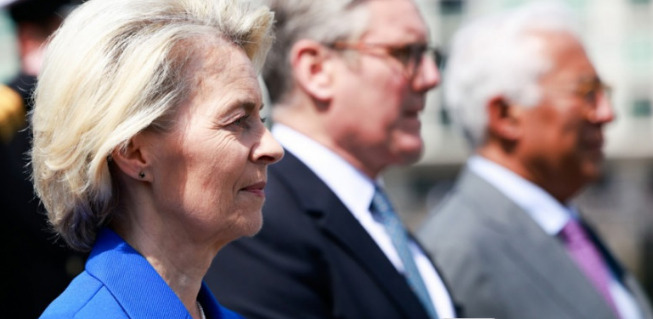 „Фајненшл тајмс“: Фон дер Лајен го откажа состанокот со Стармер поради спорот околу средствата за одбрана на ЕУ