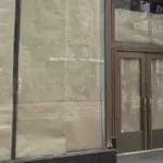 Онлајн-продажбата им стави катанец на дуќаните