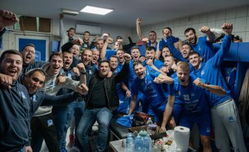 Супер лига: Рапсодија во сино во „Билјанини извори“, Алкалоид на колена