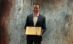 Марко Блажевски примен во „Куќата на славните“ на Вингејт Универзитетот во САД (ФОТО/ ВИДЕО)