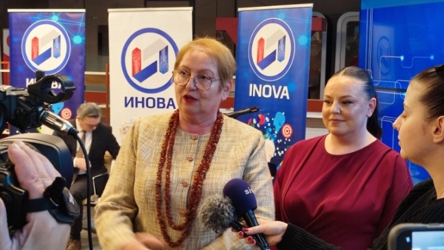 Јаневска ќе ја испочитува одлуката на премиерот доколку одлучи да ја реконструира