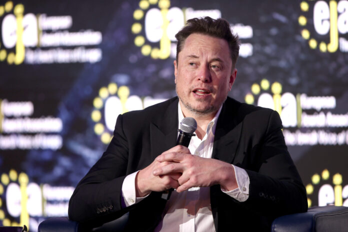 Маск: За 20 години повеќето луѓе нема да мора да работат