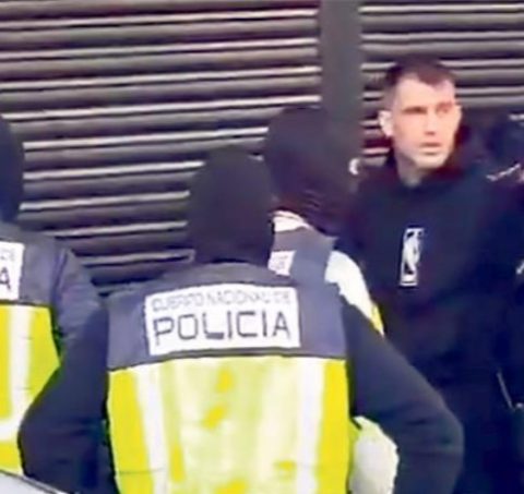 Внукот на тренерот на Звезда падна поради жена