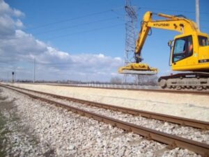 Николоски и Караџов во четврток ќе го потпишат договорот за меѓуграничниот железнички тунел на Коридор 8