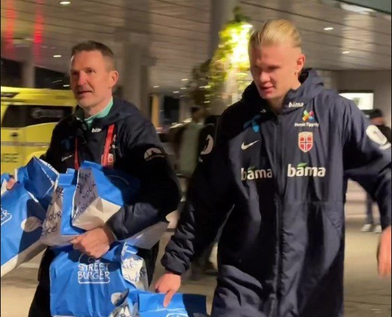 Халанд да ти е колега, 70 бургери купил