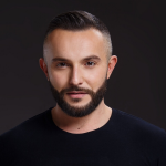 (Фото) Васил Гарванлиев сподели специјална приказна за сопругот од Америка