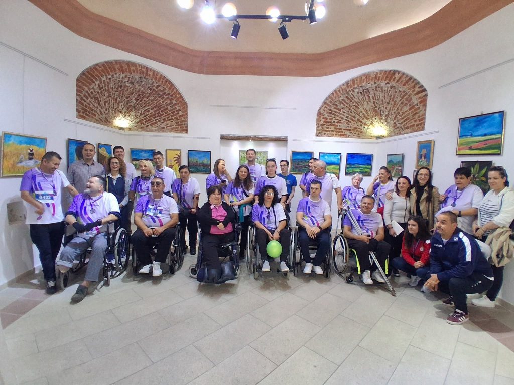 Инклузија во боја: „Цветна градина“ на Роза Мојсовска ја освои Гевгелија