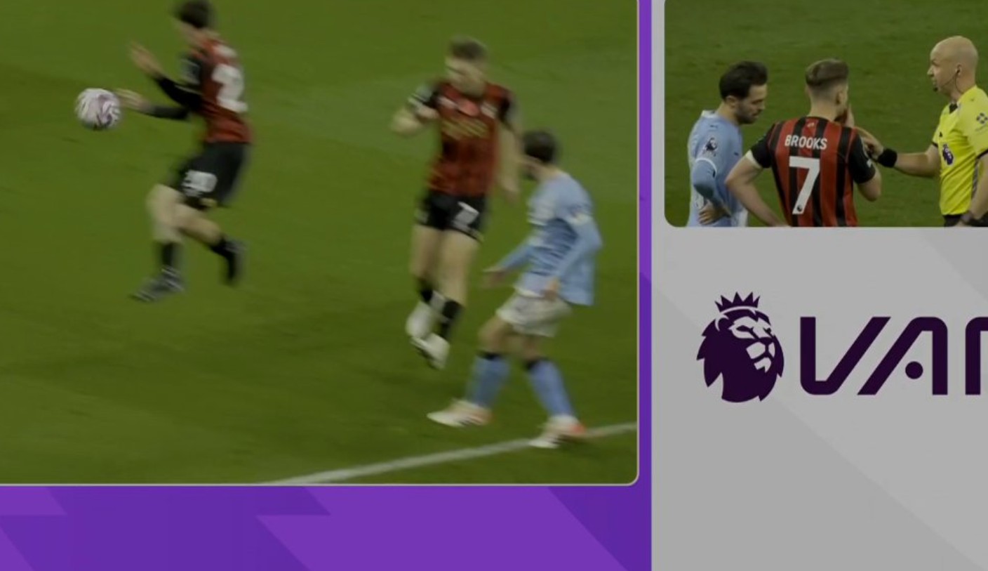 Ова секаде на друго место би било пенал: Нова чудна одлука на судиите во Премиер лигата (ВИДЕО)