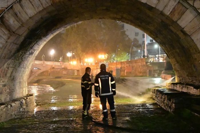 НОЌНА АКЦИЈА ЗА ЧИСТО СКОПЈЕ: Нашето убаво Скопје! Чисто и достоинствено, сподели градоначалникот Ѓоргиевски на фејсбук