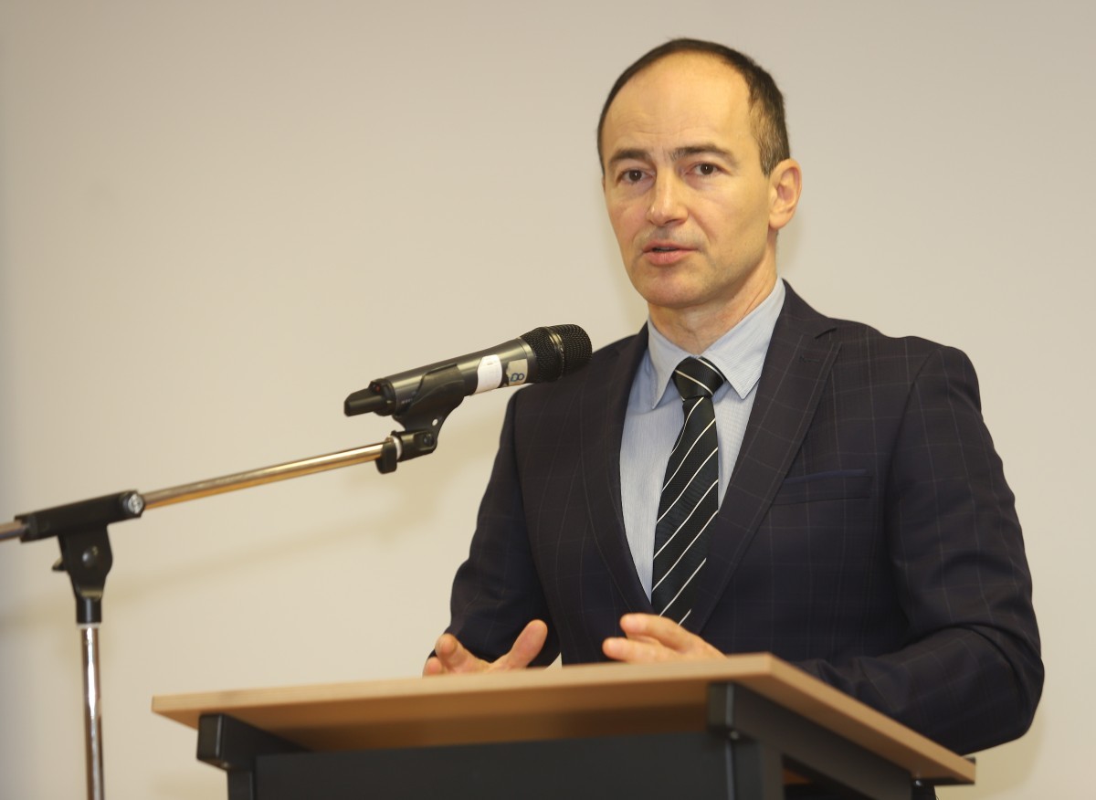 Ковачев бара јавно да бидат објавени македонските граѓани кои добиле бугарски државјанства