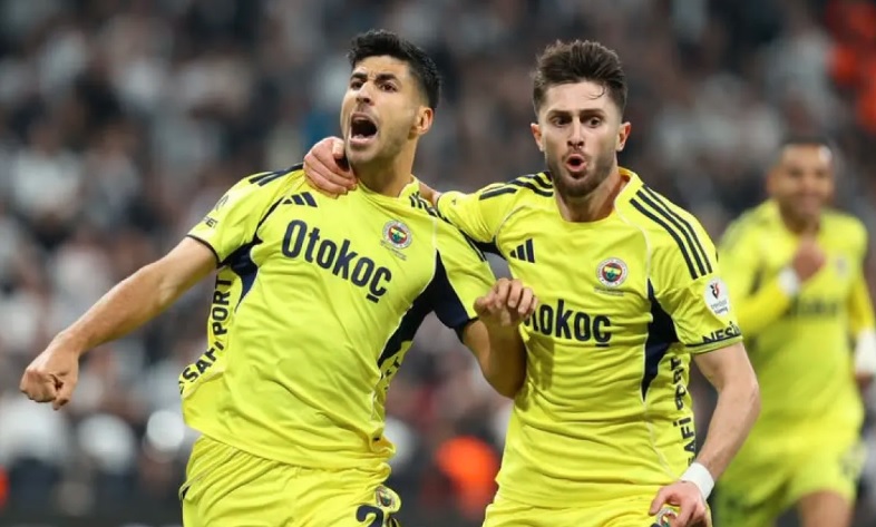 Асенсио доби шише во глава, но потоа му се „одмазди“ на Бешикташ (Видео)