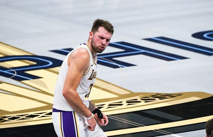 Лука е незапирлив, трет меч по ред со 40+