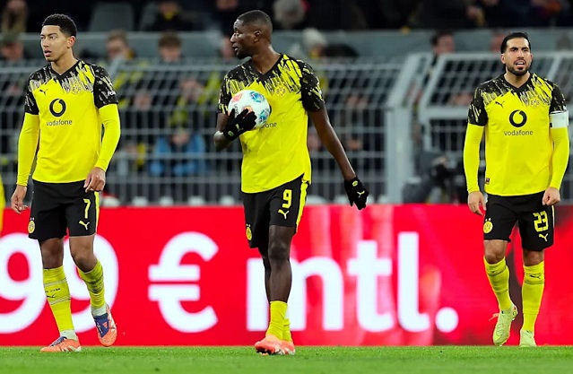 Бундеслига: Ајнтрах победи во Келн, Баерн убедлив откако губеше со 0:2, лудо реми во Дортмунд