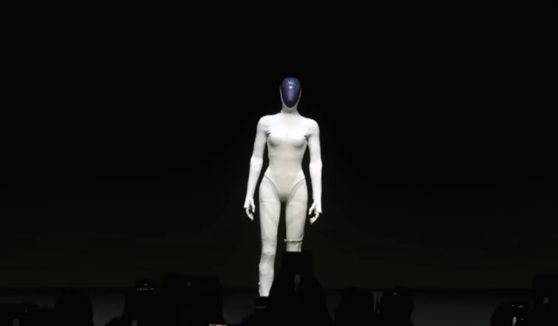 Кина создаде хуманоиден робот со толку природни движења што мораа да го исечат за да докажат дека не е човек