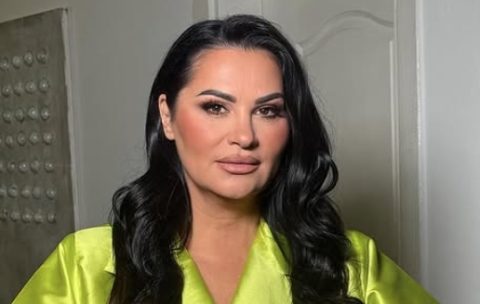 „Вие пејачките сакате да пиете?“ – Јана Тодоровиќ запрена од полицијата