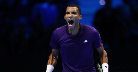 Оже-Алијасим го изненади Зверев и закажа полуфинале против Алкараз