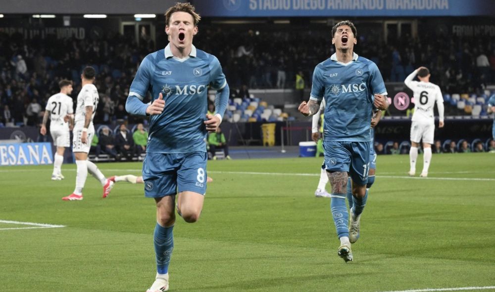 Мектоминеј е цар во Наполи, но сака да се врати во Премиерлигата!