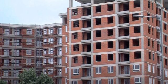 За 63.1 % е намалена вредноста на договорените градежни работи во странство