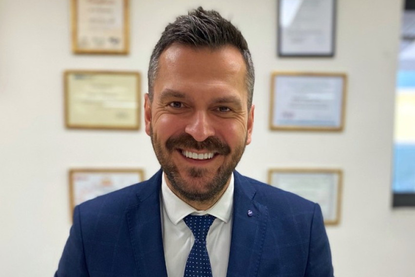 Бранко Стојкоски: „Како финансиски консултант, секогаш ги советувам луѓето да вложуваат во нивната иднина, а најдобрата инвестиција е во здравјето – Movember е многу повеќе од мода, тоа е животна лекција”