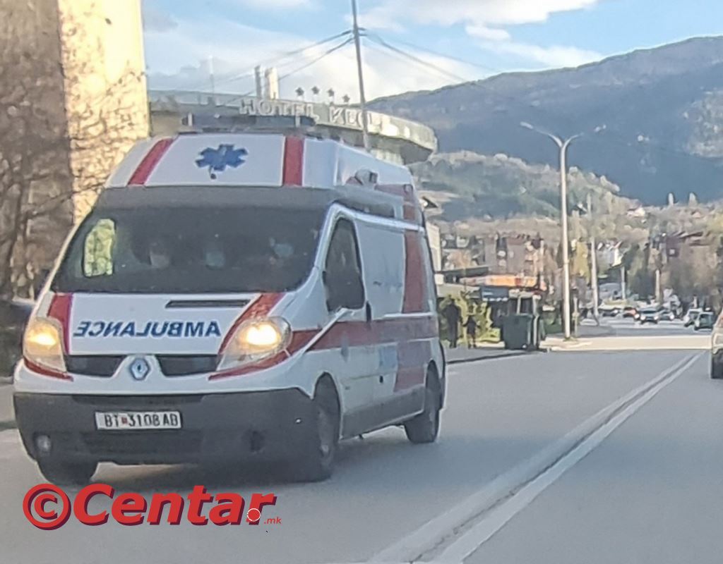 Тешка сообраќајка во Битола – едно лице итно пренесено во клиничка болница