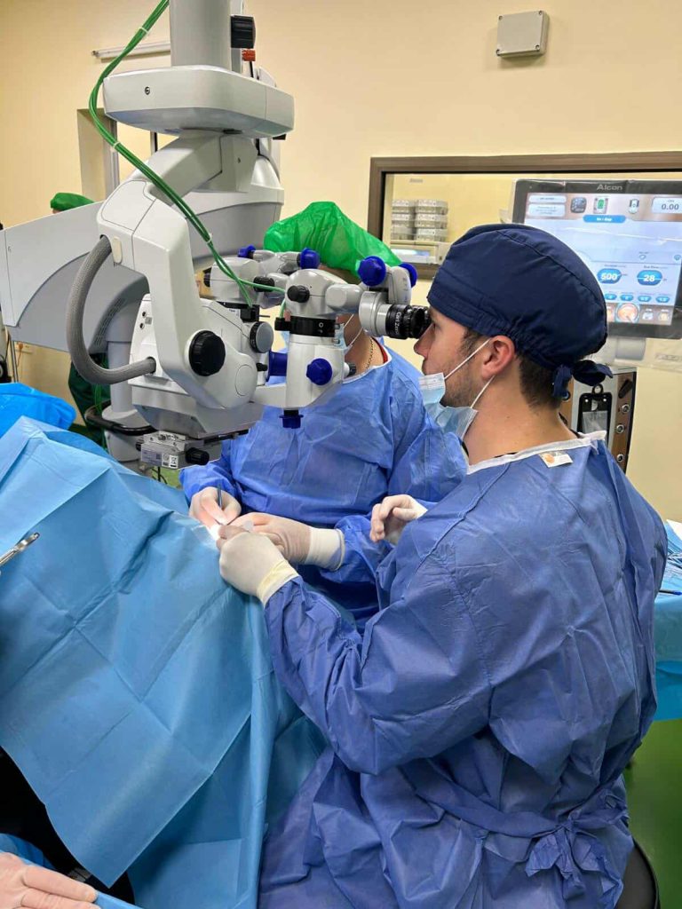 Нови стандарди во офталмолошката грижа: Извршени девет трансплантации на рожница