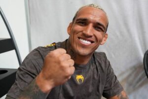 Чарлс Оливеира: Ќе го победам Макс Холовеј и ќе се борам за појасот