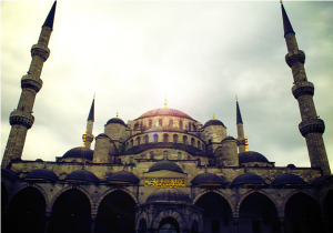 Турција систематски ги прогонува христијаните под изговор на „национална безбедност“