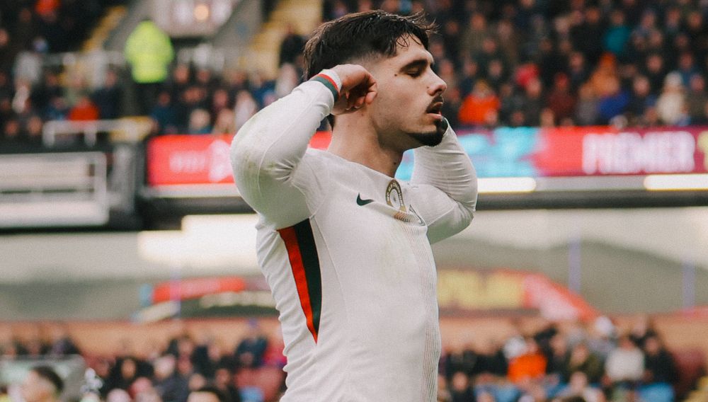 Челси со три бода се враќа од гостувањето кај Барнли! (ВИДЕО)