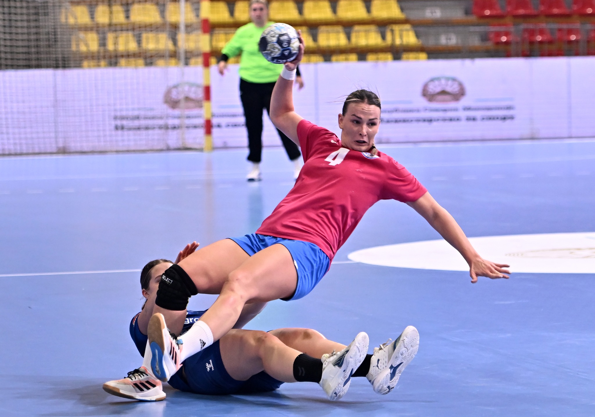 ВО ЖИВО Металург Автокоманда – Сплит, Јехона – Шампион, Мулти Есенс – Партизан Гевгелија