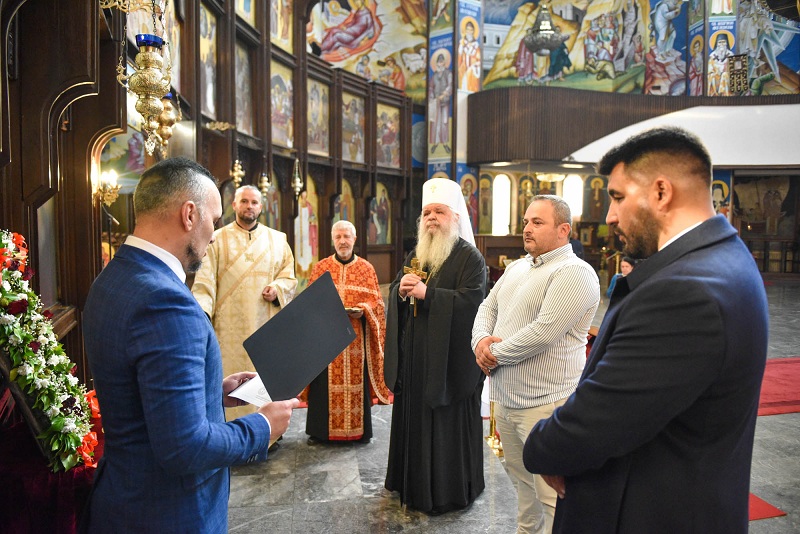 Во Соборниот храм донесена честица од моштите на Свети Климент Римски