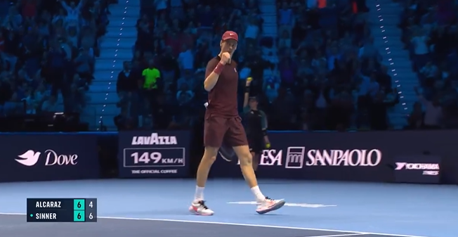 Јаник Синер е крал во Торино, во финалето со 2:0 го победи Алкарас