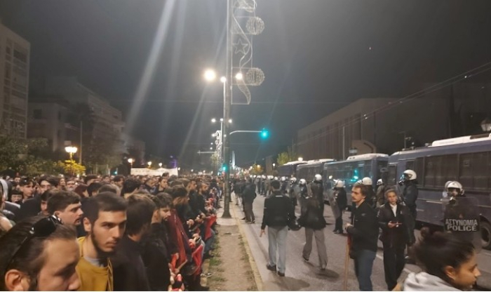 Грција одбележува 52 години од студентскиот бунт против воената хунта - Атина под силни безбедносни мерки