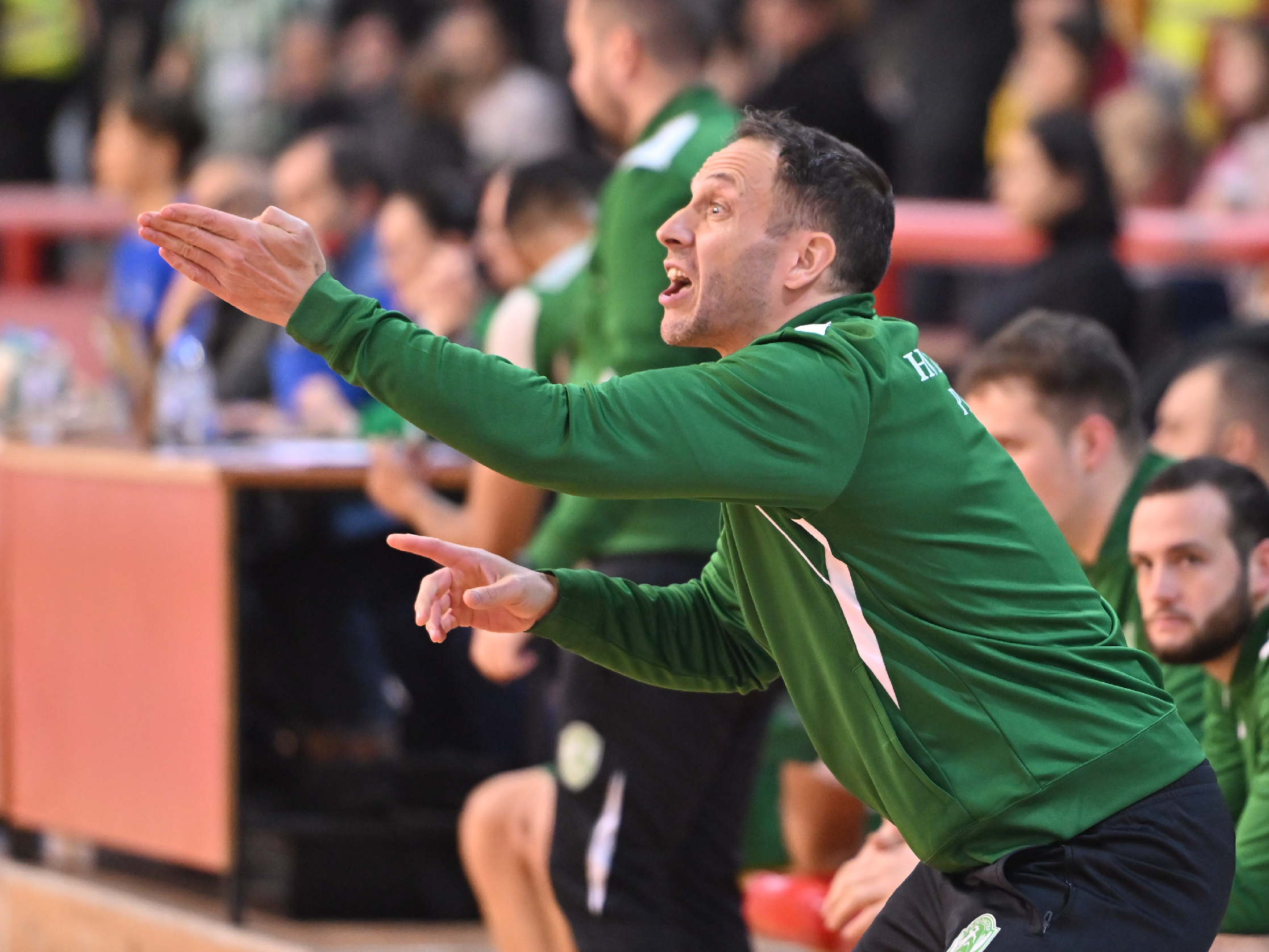 Без победа на десет меча: Раул Алонсо доби отказ од Лајпциг!