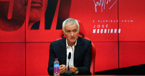 Мурињо: Подобро да го укинеме ВАР кога не реагира на грешки