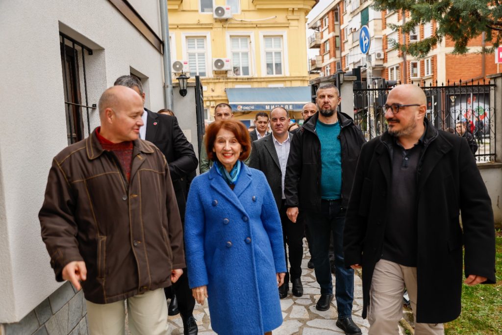 Сиљановска-Давкова: Имаме обврска природата да ја третираме како партнер, штитејќи ја неа, се штитиме себеси