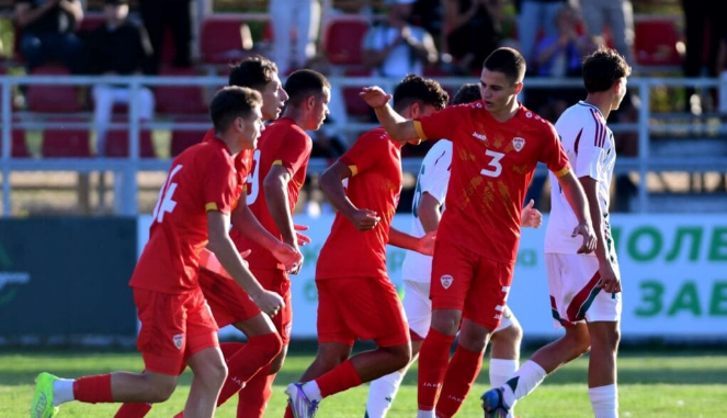 Фудбалерите до 19 години поразени од Португалија