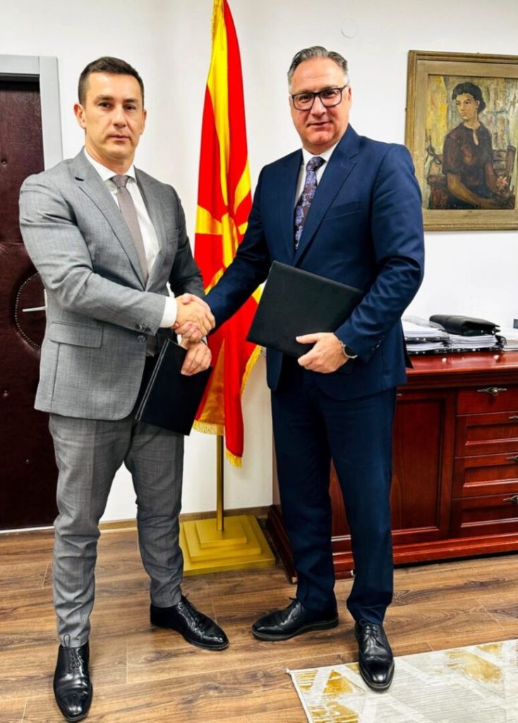 Директорите на Фондот на пензиското и инвалидското осигурување и Агенцијата за национална безбедност потпишаа Меморандум за соработка