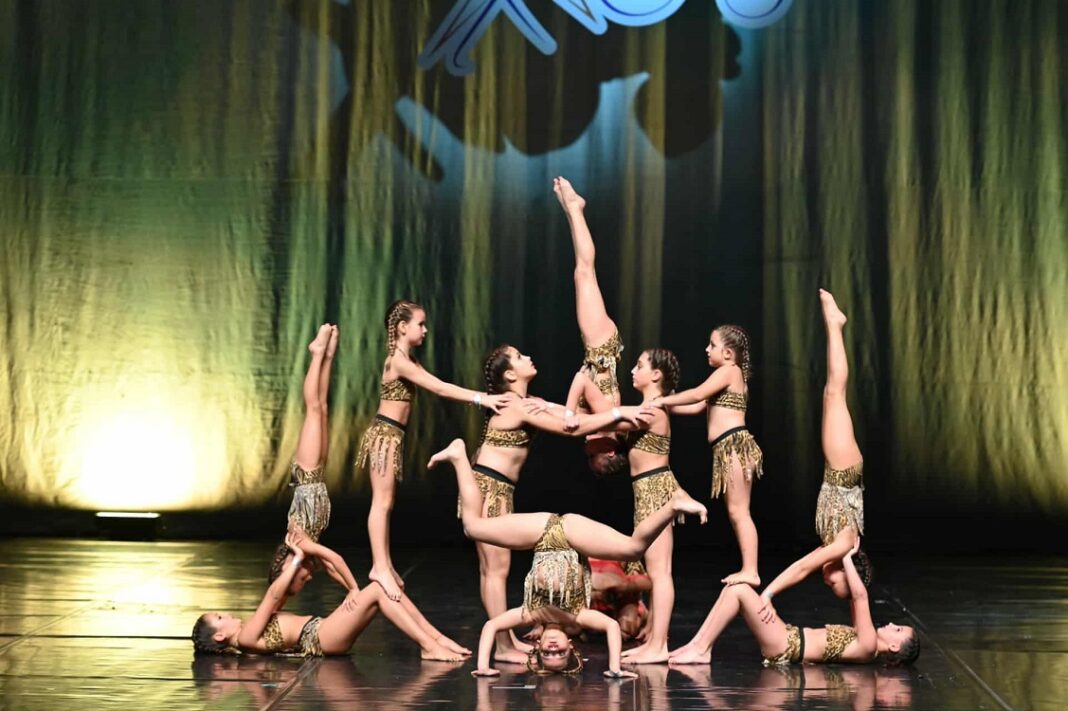 Tанцов викенд на сцената на МОБ, со млади танчери од 12 држави